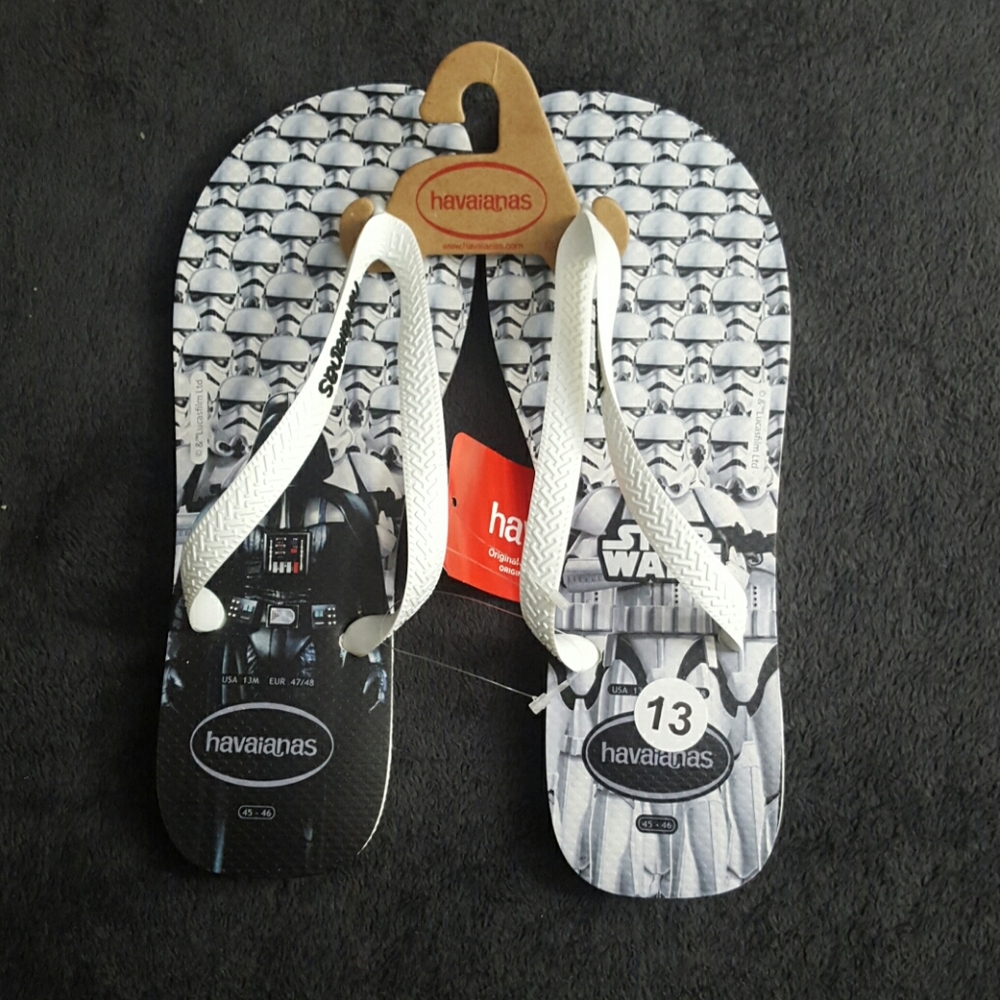 NWT STAR WARS HAVAIANAS FLIP FLOPS